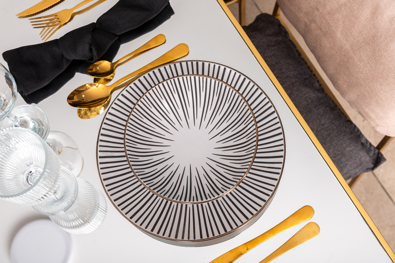 Entertainment District